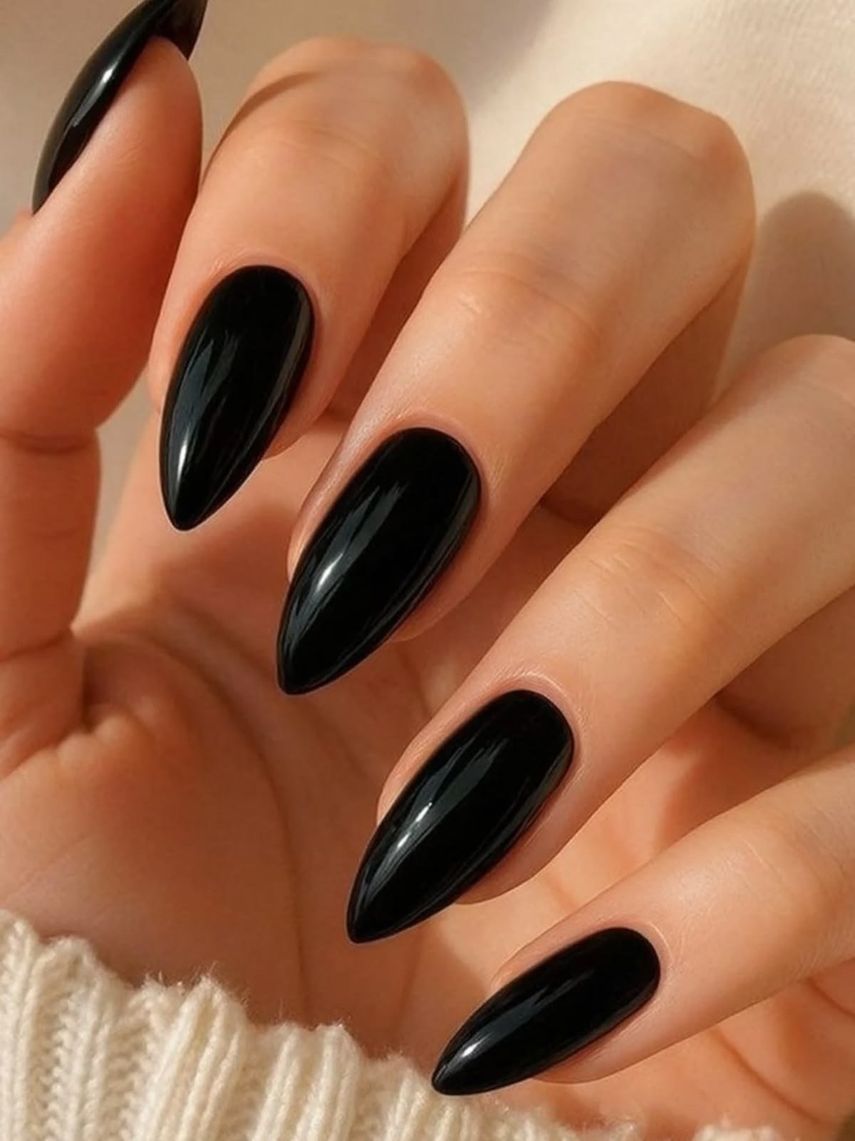 Clean Nails Aesthetic Design Black