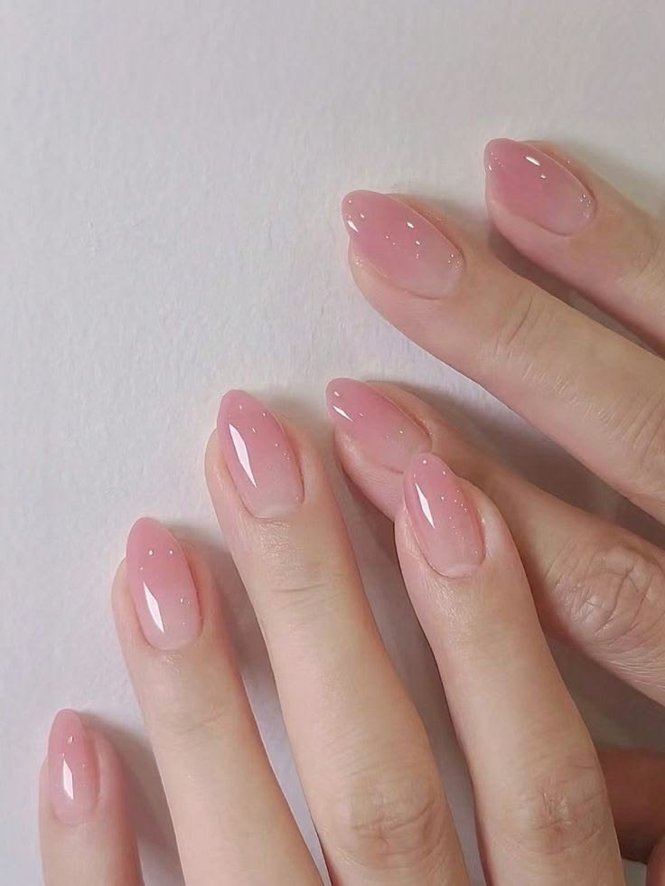 Clean Girl Nails Aesthetic Short Almond