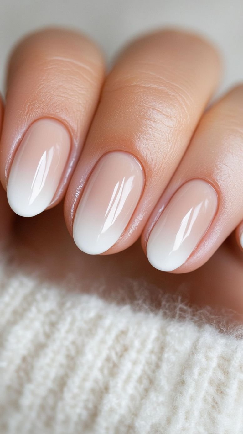 Clean Nails Aesthetic Design White